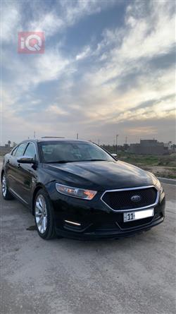 Ford Taurus